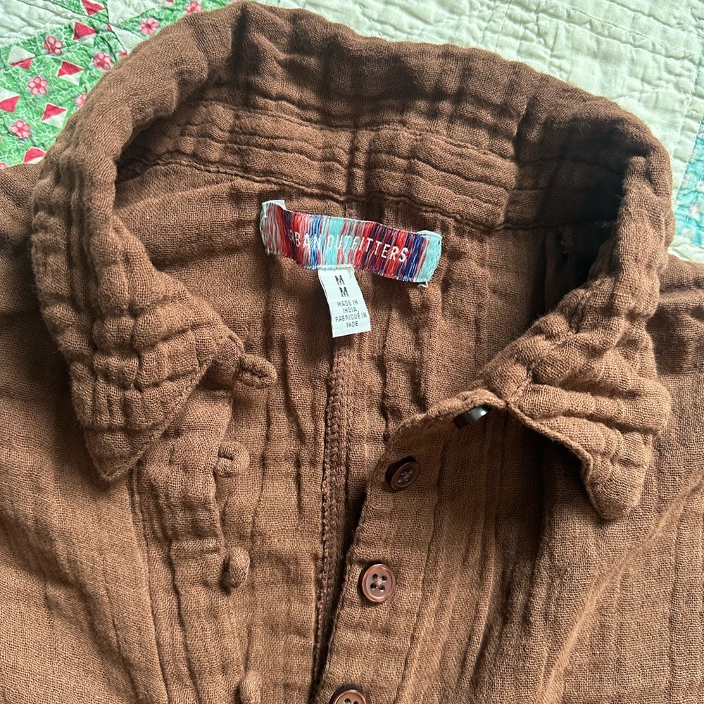 Urban Outfitters Brown Button-Down Gauze Shirt - Picture 2 of 3
